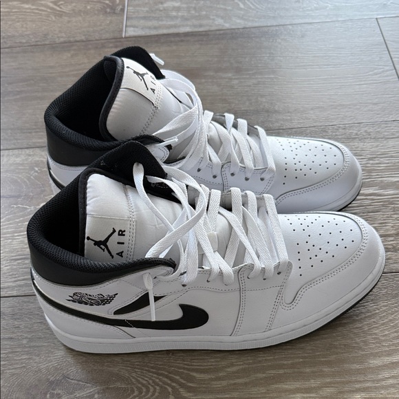 air jordan panda high